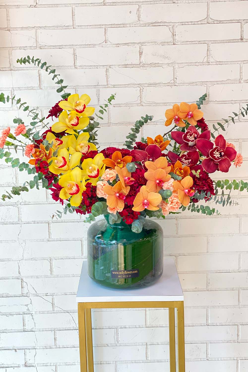 گلدان شیشه ای دیزاین ارکیده های سیمبیدیوم(۵۵ سانت)