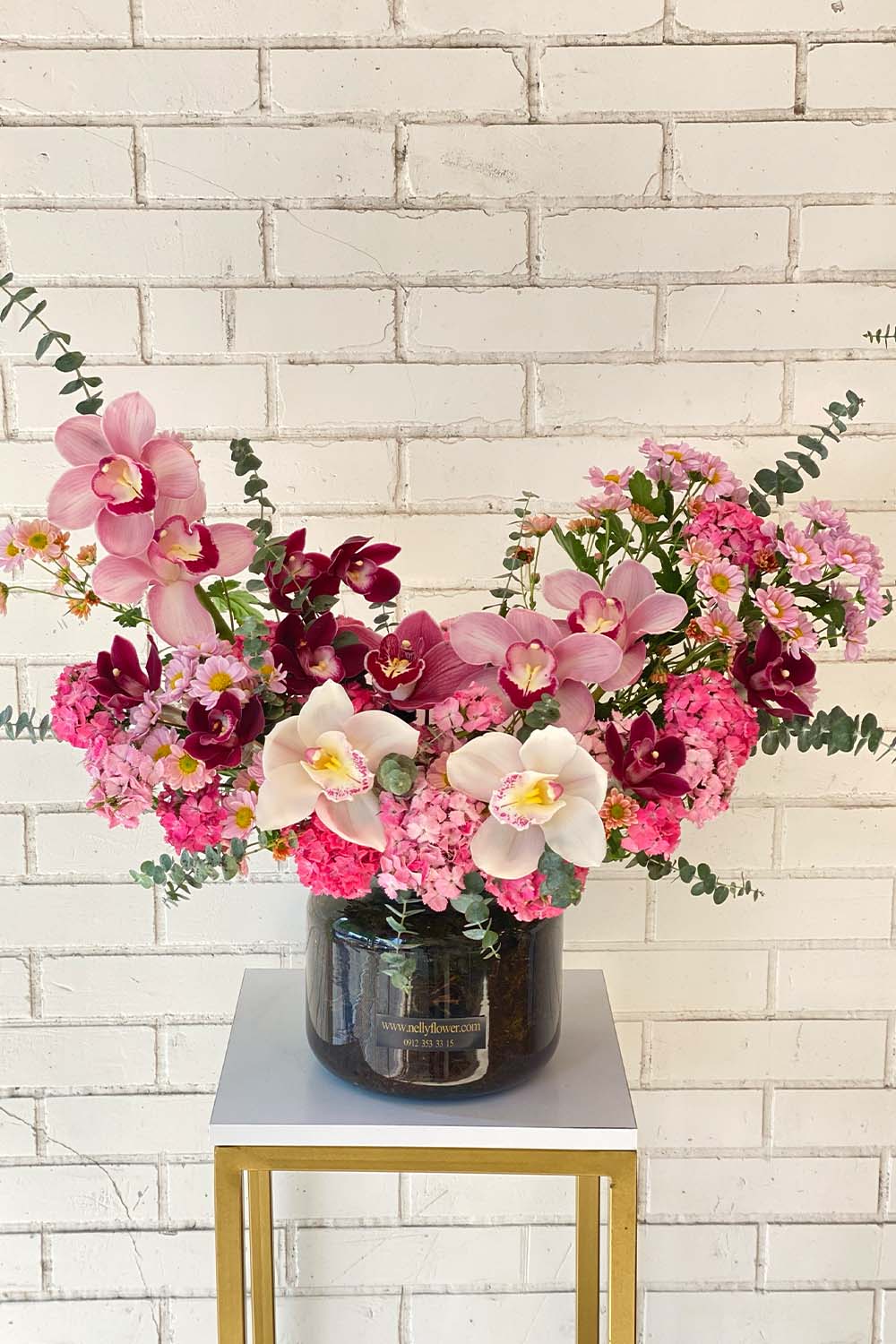 گلدان شیشه ای با ارکیده(۴۵ سانت)